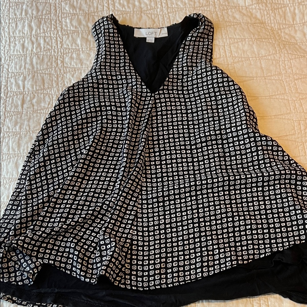 LOFT Black and White Patterned Tank Top